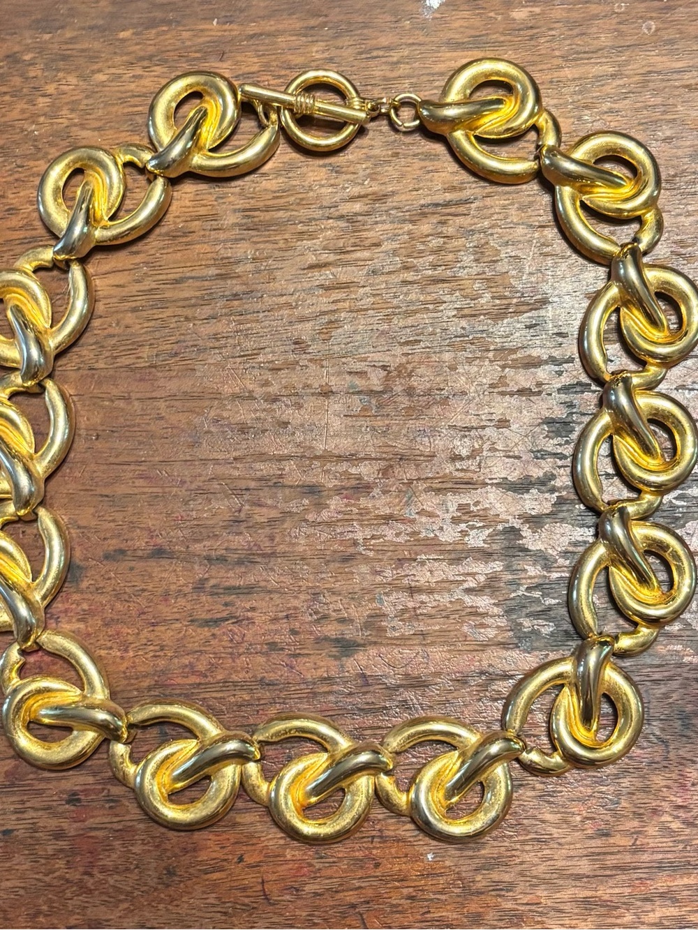 Vintage Gold-Toned Chunky Link Toggle Necklace
